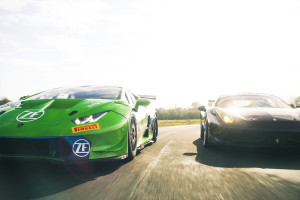 Lamborghini Huracán Super Trofeo vs Ferrari 458 Challenge Race Car Experience - 20 Laps