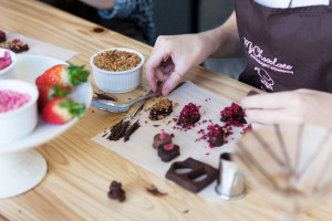 Original Chocolate Making Workshop for Two with My Chocolate - Img 4