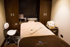 Sunday Night Spa Break with Dinner and Treatment for Two at DoubleTree by Hilton Hotel & Spa Liverpool - Img 2
