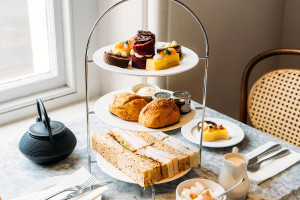Visit to Kew Gardens with Afternoon Tea at The Botanical for Two