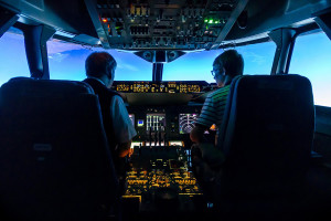 Boeing 747 Flight Simulator Experience For 60 Minutes - Img 2