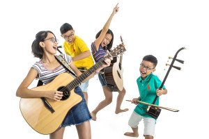 Family Photoshoot Experience with Image and Frame at Venture Studios