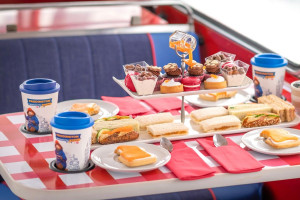 Paddington Afternoon Tea Bus Tour for Two Adults and Two Children - Img 4