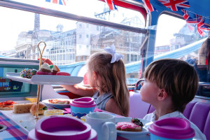 Peppa Pig Afternoon Tea Bus Tour for Two Adults and Two Children - Img 2