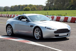 Aston Martin Thrill - Img 3