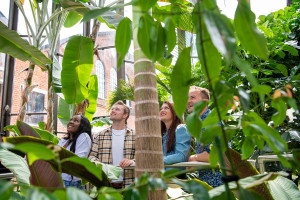 Gin Cocktail Masterclass and Guided Discovery Tour at Bombay Sapphire Distillery - Img 3