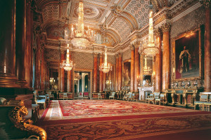Visit to Buckingham Palace and Afternoon Tea at Harrods for Two