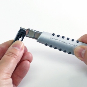 Cutter / cutit utilitar metalic mic NT Cutter - 9mm - Img 5