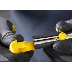 Stanley 0-10-409, Cutter cu blocarea lamei prin roata, DynaGrip, 135mm + o lama segmentata 9mm - Img 3