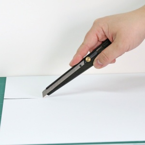 Cutter metalic / cutit utilitar mic NT Cutter - 9mm - Img 2