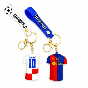 Set 12 brelocuri tricouri fotbal, 6 cm, din silicon, modele diferite - Img 2