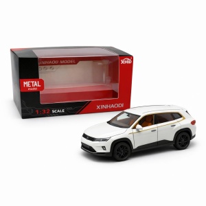 Masinuta SUV metalica metal model scara 1:32, alba cu linie aurie, interior maro, portiere functionale