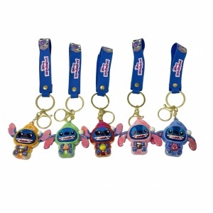 Set 12 brelocuri personaj dragut cu figurina si curea colorata