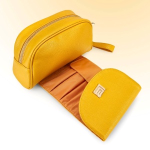 Portfard imitatie piele galben, Guy Laroche - Img 2