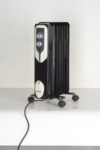Calorifer electric Floria ZLN3642,Negru 1500 W, 7 elementi, 3 trepte de putere, Termostat reglabil, Protectie supra-incalzire, Indicator luminos, - Img 5
