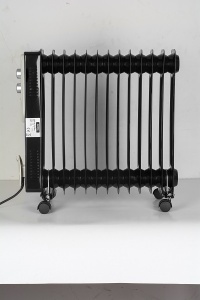 Calorifer electric Floria ZLN3673,Negru 2500 W, 13 elementi, 3 trepte de putere, Termostat reglabil, Protectie supra-incalzire, Indicator luminos, - Img 4