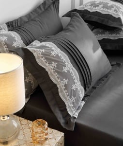 Lenjerie pat dublu, Inimi Brodate, 6 Piese, Finet Premium - Gri Inchis - Img 2