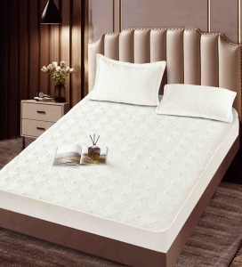Husa tip topper din catifea + 2 fete de perna, L-CCL-3, 180x200 cm, Alb