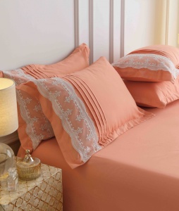 Lenjerie pat dublu, Inimi Brodate, 6 Piese, Finet Premium - Peach - Img 2