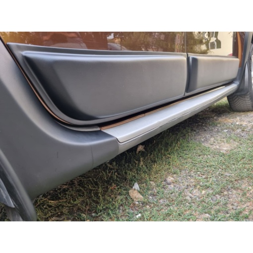 Set bandouri laterale (aripi si usi) DACIA Duster I 2010-2017 (set 12 bucati) - Img 2