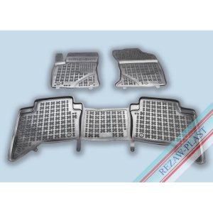 Covoare cauciuc TOYOTA Hilux VIII 2015-2025 (4 usi) - tip tavita - REZAW PLAST