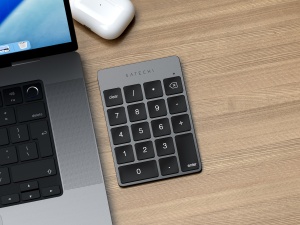 Satechi Slim Wireless Keypad - Space Gray - Img 3