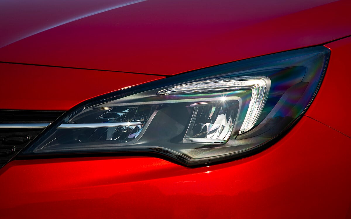 Faruri Opel Astra H și J – ghid complet 2026: specificații, prețuri, branduri recomandate