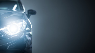 Faruri auto originale vs aftermarket – diferențe, calitate, prețuri și ce să alegi în 2026