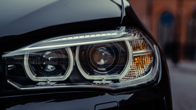 Faruri auto online în România – ghid complet comandă 2026: prețuri, livrare, sfaturi
