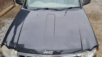Capotă motor Jeep Grand Cherokee WK2 și Ford Mondeo IV – ghid complet: aluminiu vs oțe