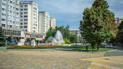 Piese Caroserie și Iluminat Auto în Pitești – Livrare Rapidă în Pitești și Argeș