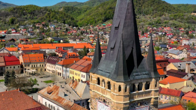 Piese Caroserie și Iluminat Auto în Baia Mare – Livrare în Baia Mare și Maramureș