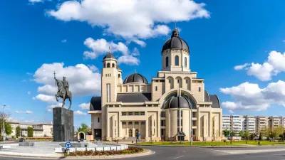 Piese Caroserie și Iluminat Auto în Bacău – Livrare Rapidă în Bacău și Județ