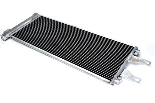 Condensator climatizare potrivit (Cu uscate CITROEN JUMPER (06 -): DM + 2.2 HDi, 3.0 HDi DM +, FIAT DUCATO (06 -): 3.0 JTD DM +, DM + 2.3 JTD, 2.2 JTD DM +, PEUGEOT BOXER (06 -): 2.2 DM + HDi, 3.0 HDi DM +