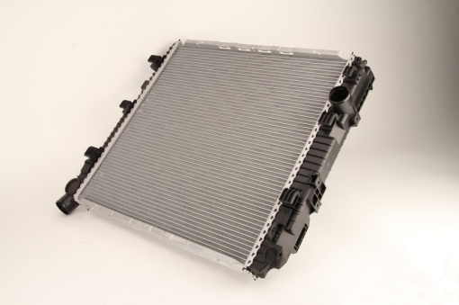Radiator motor (fara cadru) potrivit JELCZ 081; MERCEDES VARIO (B667, B670, B668) OM904.908/OM904.923 09.96-12.13