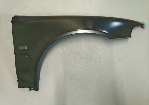Aripa Stanga (cu locas semnalizator) potrivit MITSUBISHI L200 / TRITON 11.05-09.15 Resigilat
