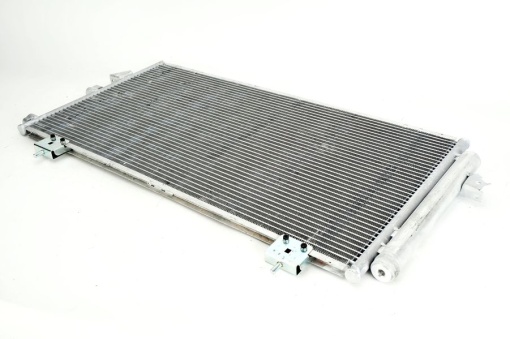 Condensator climatizare potrivit (cu uscător) TOYOTA RAV 4 2.0 D-4D 4WD '01-116 km, 2.0 VVTi 00-4WD 150c.p., 1,8