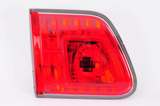 Stop lampa spate Stanga (partea interioara) potrivit TOYOTA AVENSIS 11.08-10.18