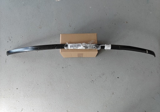 Rama far potrivit VW VENTO Resigilat