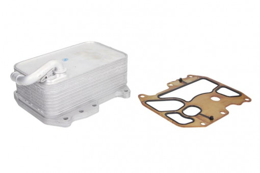 Radiator ulei potrivit AUDI A4 ALLROAD B9, A4 B9, A5, A6 ALLROAD C7, A6 C7, A6 C8, A7, A8 D5, Q5, Q7, Q8; VW AMAROK, TOUAREG 3.0D/3.0DH 05.14- - Img 1