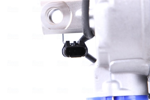 Compresor climatizare potrivit BMW 1 (F20), 1 (F21), 3 (F30, F80), 3 (F31), 3 GRAN TURISMO (F34), 4 (F32, F82), 4 (F33, F83), 4 GRAN COUPE (F36), 5 (F10), 5 (F11) 2.0/3.0/3.0D 01.08-06.20