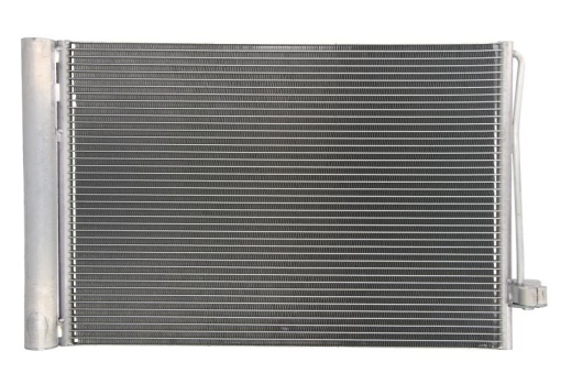 Condensator climatizare (cu uscator) potrivit BMW 5 (E39), 5 (E60), 5 (E61), 6 (E63), 6 (E64), 7 (E65, E66, E67) 2.0-6.0 09.00-12.10