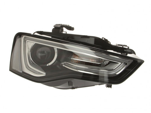 Far Dreapta (bi-xenon, D3S/LED, electric, cu motor, culoare insertie: negru) potrivit AUDI A5 01.06-10.11