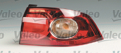 Stop lampa spate Dreapta (exterior) potrivit RENAULT LAGUNA II 03.01-12.07