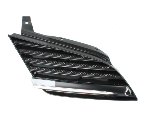 Grila radiator Dreapta (crom/negru) potrivit NISSAN PRIMERA 1.6-2.2D 12.01-