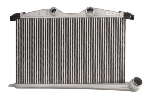 Radiator motor potrivit CITROEN C5 III, C6; PEUGEOT 407, 508 I, 508/KOMBI 2.2D/3.0D 04.09-