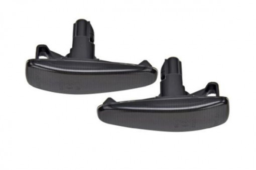 Semnalizator lampa lateral stanga/dreapta fumuriu, LED, dinamic potrivit MITSUBISHI LANCER VIII, MIRAGE VI, OUTLANDER II, OUTLANDER III, PAJERO IV 1.2-3.2D dupa 2006
