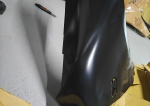 Aripa fata dreapta cu locas semnalizator potrivit VW PASSAT B5, PASSAT B5.5 1996-2000 Resigilat - Img 2