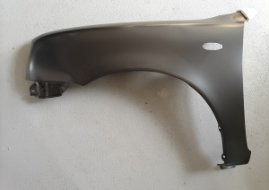 Aripa Stanga potrivit NISSAN MICRA II 1998-2003 Resigilat - (cu locas semnalizator)
