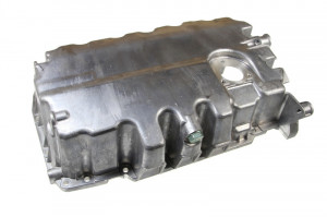Baie ulei cu orificii senzori, aluminiu potrivit AUDI A3; SEAT ALTEA, ALTEA XL, LEON, TOLEDO III; SKODA FABIA II, OCTAVIA II, RAPID, ROOMSTER, SUPERB II; VW CADDY III 1.6-2.0D 05.03- - Img 2